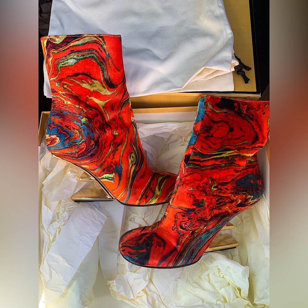 Women’s Fendi marble boots